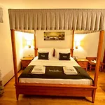 Leylak Hotel