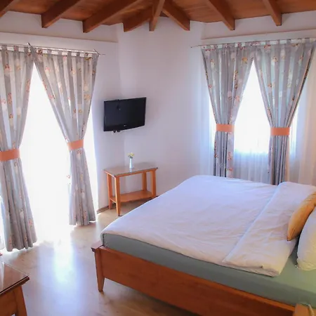 Leylak Alacati
