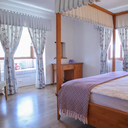 Leylak Otel