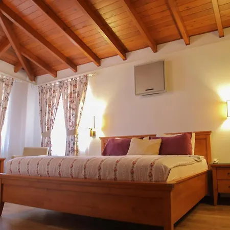 Leylak 4* Alacati