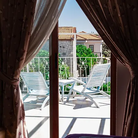 Leylak 3*