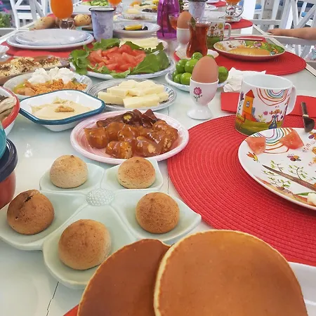 Leylak 4* Alacati