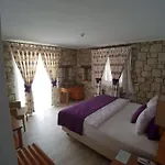 Leylak Hotel