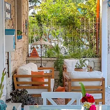 Leylak 3* Alacati