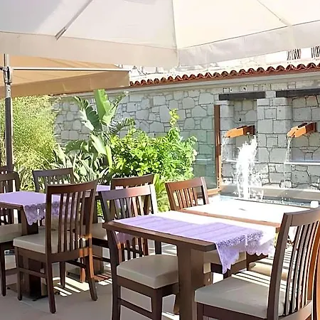 Leylak Alacati