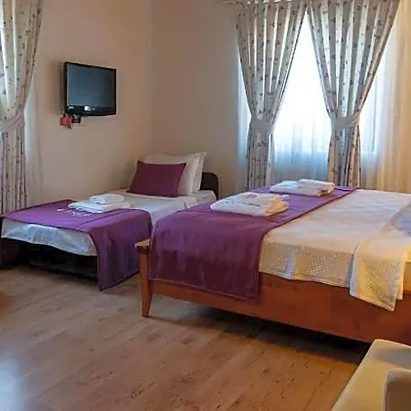 Leylak 3* Alacati